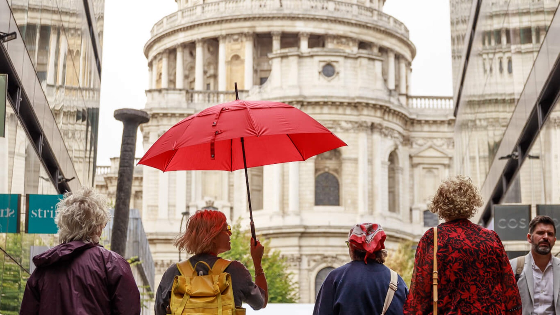 London tour image